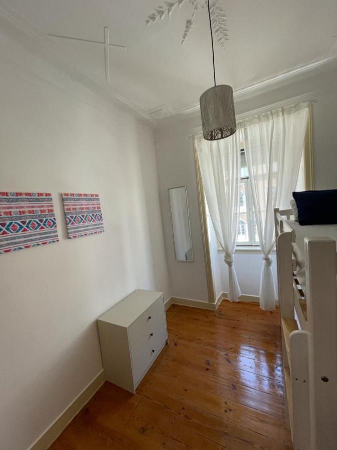 7 Seas 3 Hostel Lisboa Extérieur photo