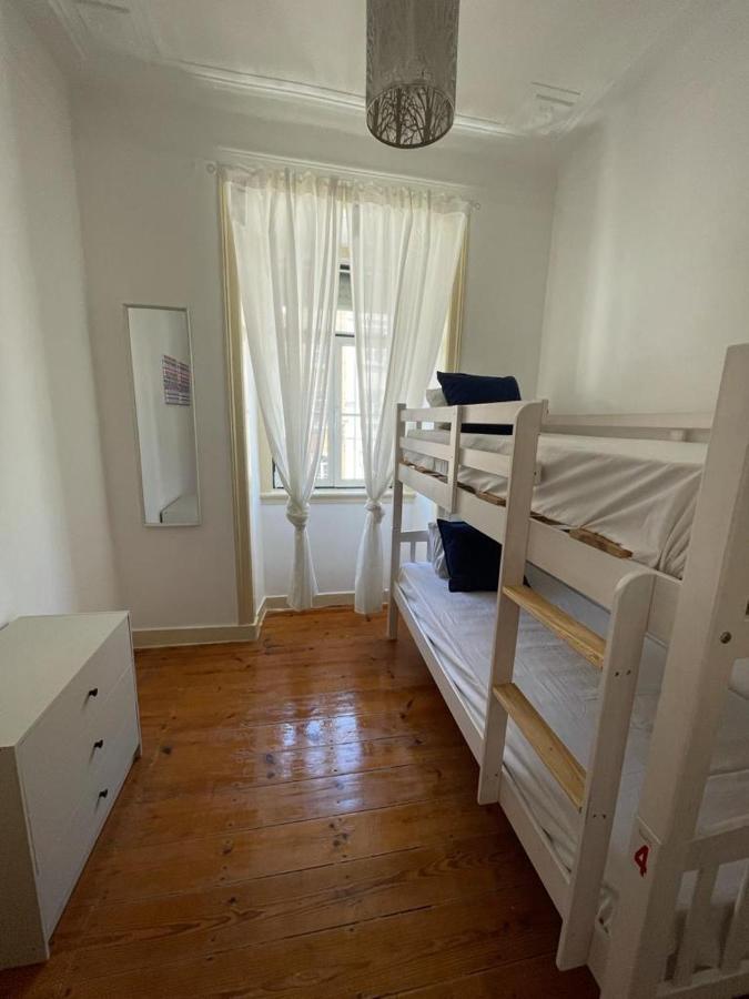 7 Seas 3 Hostel Lisboa Extérieur photo