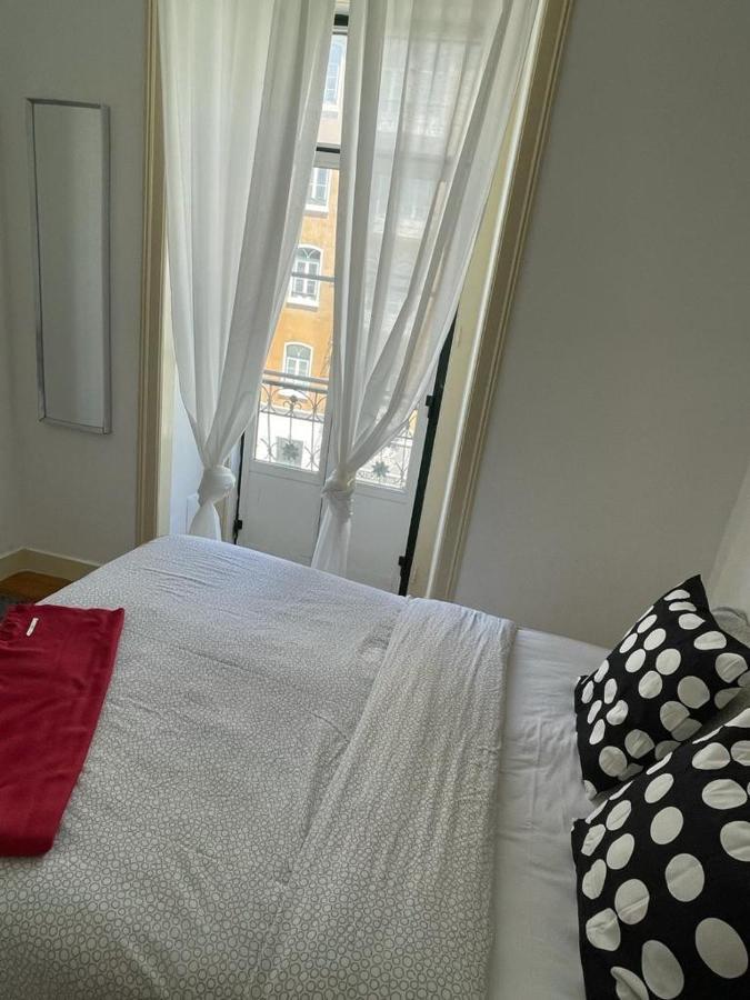 7 Seas 3 Hostel Lisboa Extérieur photo
